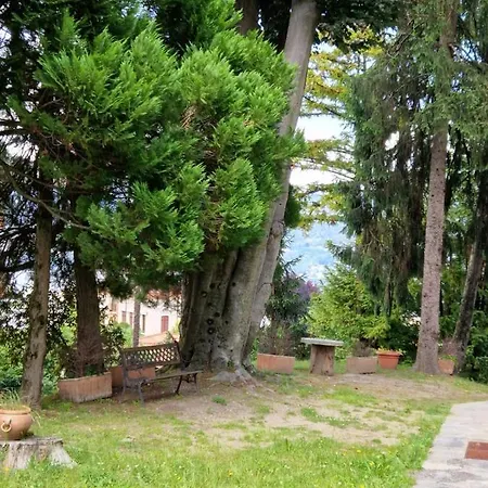Castagneto House *